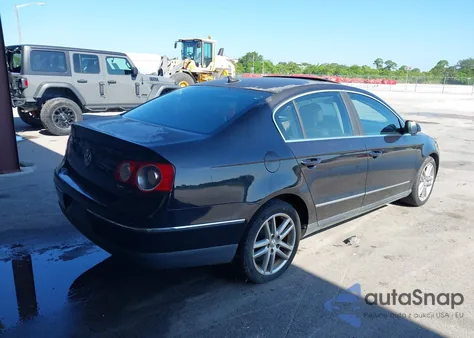 2008 Volkswagen Passat Lux из США, поврежденный, VIN WVWEK73C58P050488